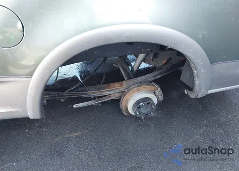 2002 Ford F-150 Lariat/Xlt from USA, damaged, VIN 1FTRW08L42KE05595